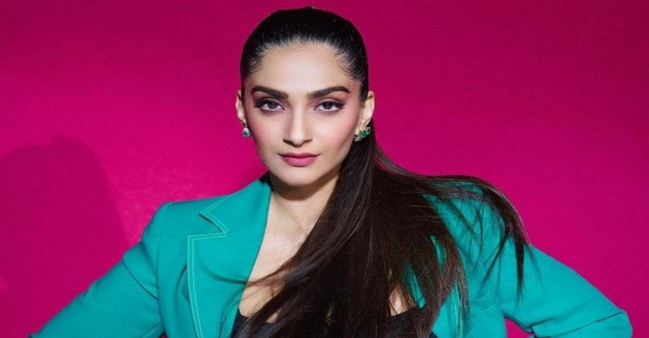 পুরনো বছরের ভয়াবহ অভিজ্ঞতার কথা জানালেন সোনম কাপুর