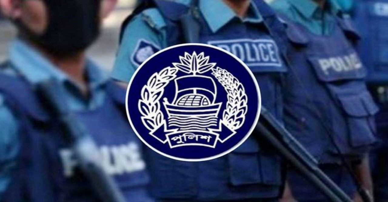 মাঠের পরিস্থিতি নিয়ন্ত্রণে পুলিশের বাড়তি নিরাপত্তা