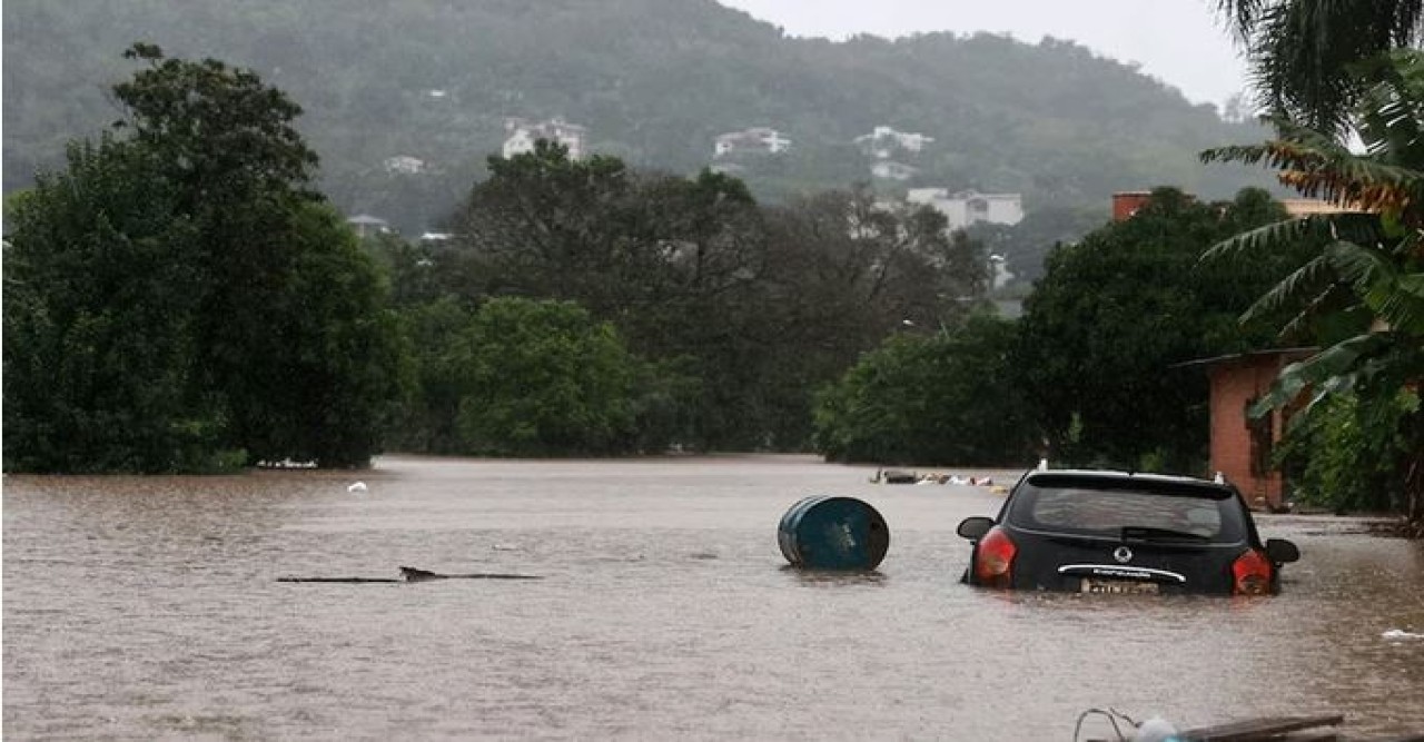 ব্রাজিলে ব্যাপক বৃষ্টি ও বন্যায় নিহত ১০
