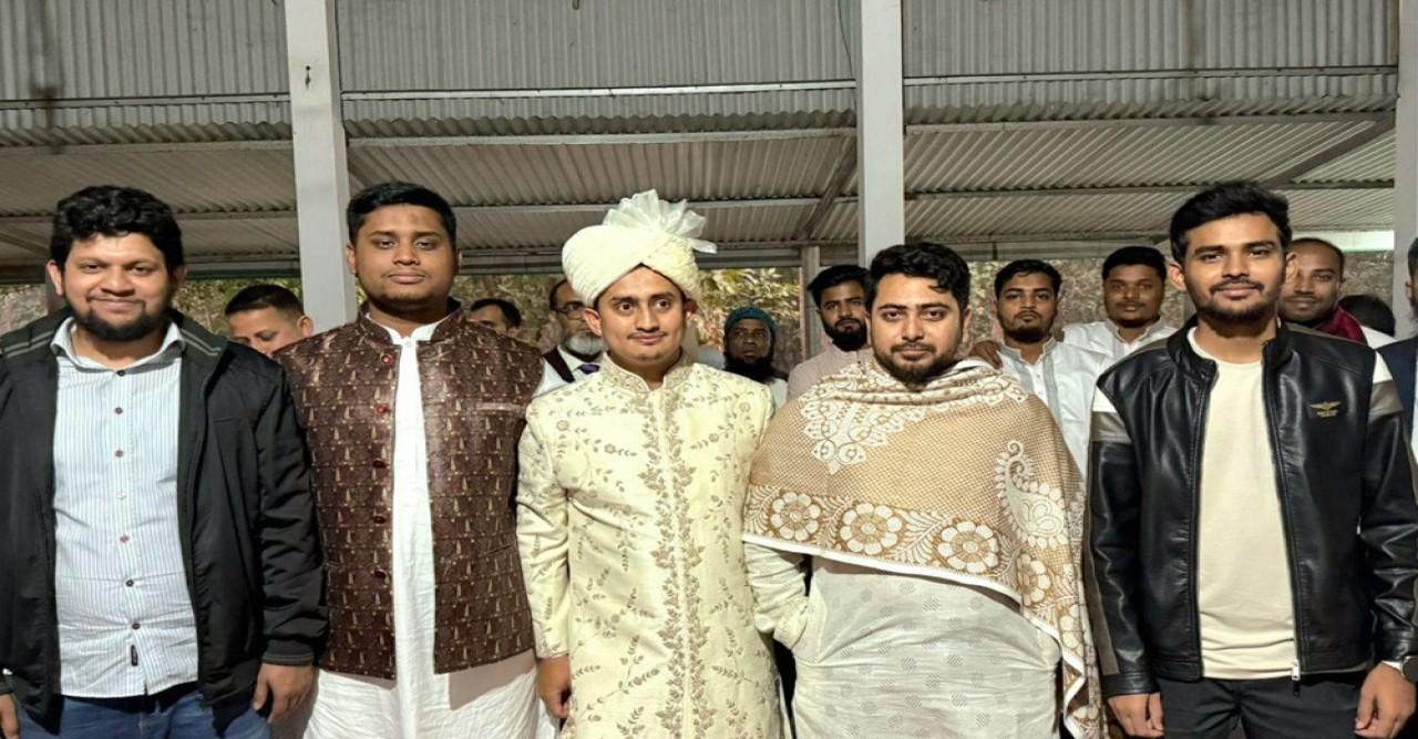 বিয়ে করলেন সারজিস আলম