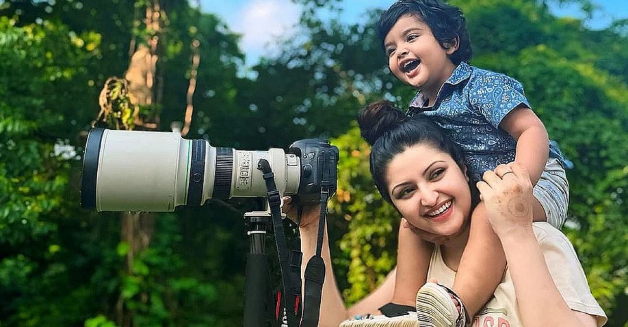 ক্যামেরা দিবসে যে ঘোষনা দিলেন পরী