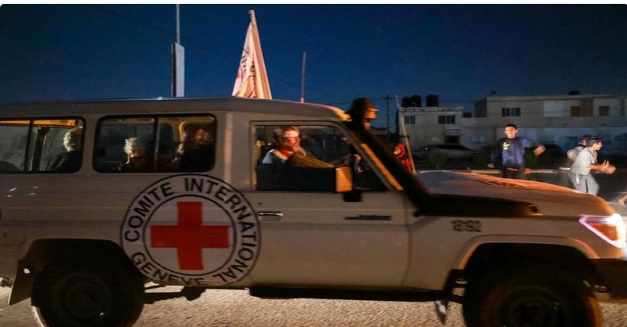 ২৪ জিম্মির মুক্তির বিনিময়ে ৩৯ ফিলিস্তিনি বন্দিকে মুক্তি দিল ইসরায়েল