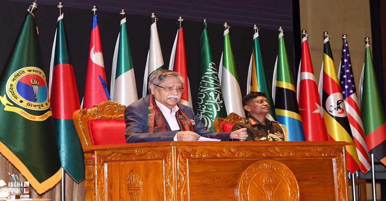 মানুষের কল্যাণে ডিএসসিএসসির প্রশিক্ষণার্থীদের জ্ঞানকে কাজে লাগানোর আহ্বান রাষ্ট্রপতির