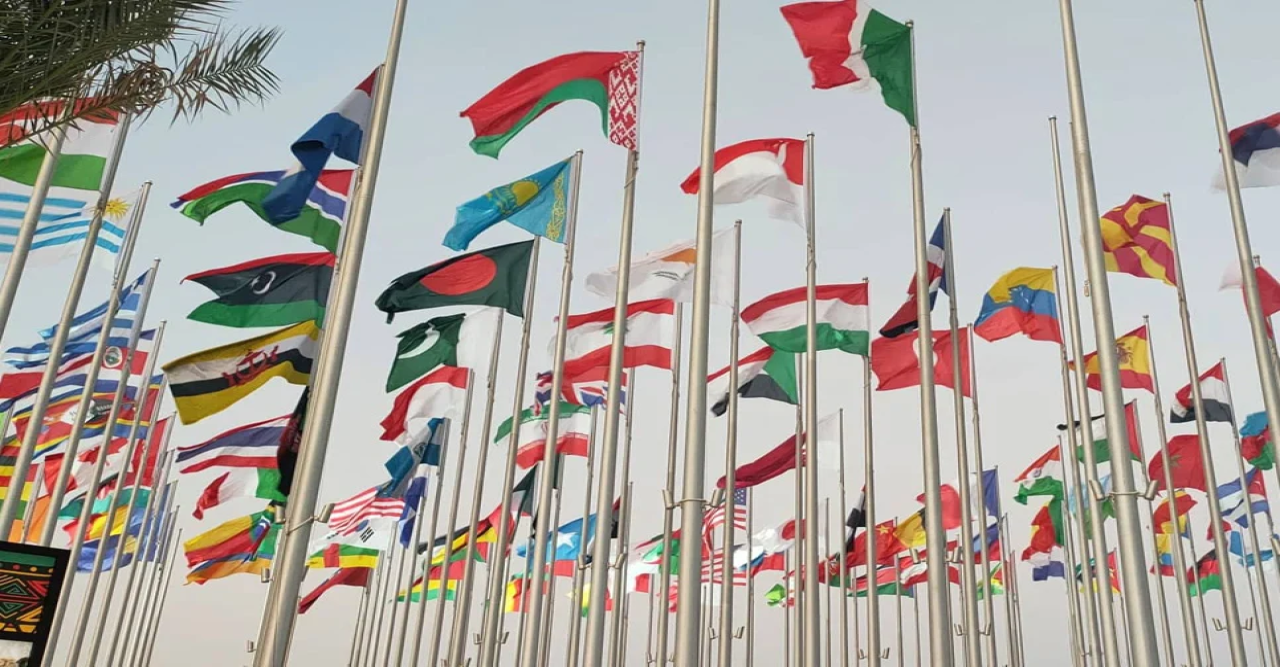 কাতার বিশ্বকাপে ফ্ল্যাগ প্লাজায় বাংলাদেশের পতাকা