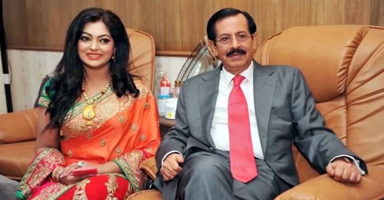 বল প্রয়োগ করে নিপুণকে জয়ী করান শেখ সেলিম