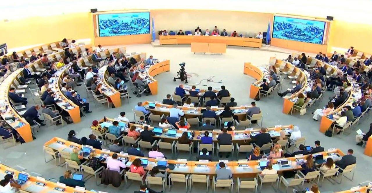 রোহিঙ্গা সমস্যার সমাধানে সবার সঙ্গে কাজ করতে প্রস্তুত বাংলাদেশ