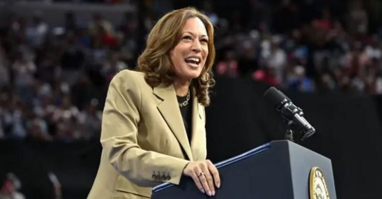 যুক্তরাষ্ট্রের প্রেসিডেন্ট নির্বাচনে জনমত সমীক্ষায় ৩টি গুরুত্বপূর্ণ প্রদেশে ট্রাম্পকে টেক্কা কমলার