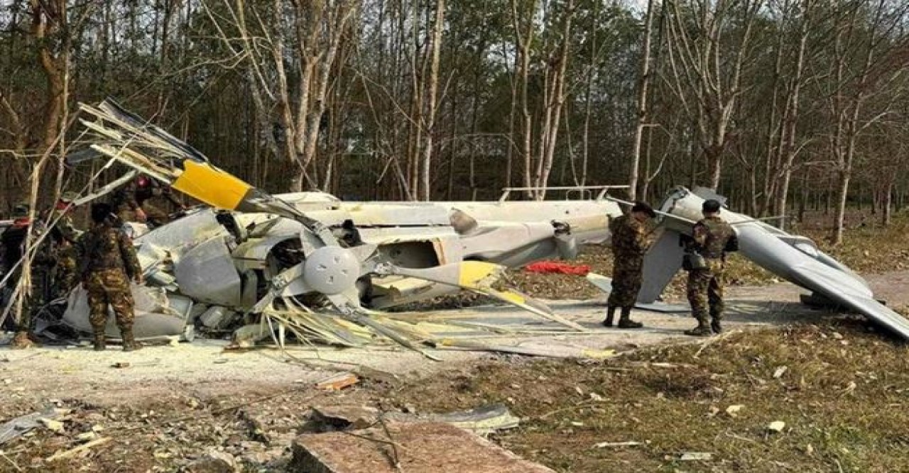 মিয়ানমারে ব্রিগেডিয়ার জেনারেলকে হেলিকপ্টারে গুলি করে হত্যা