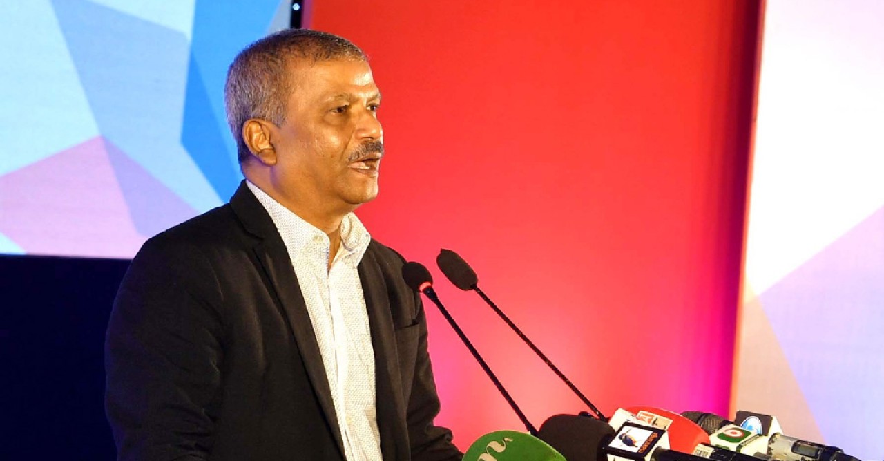 আপনারা কি ওষুধ কোম্পানির দালাল— চিকিৎসকদের উদ্দেশে আসিফ নজরুল