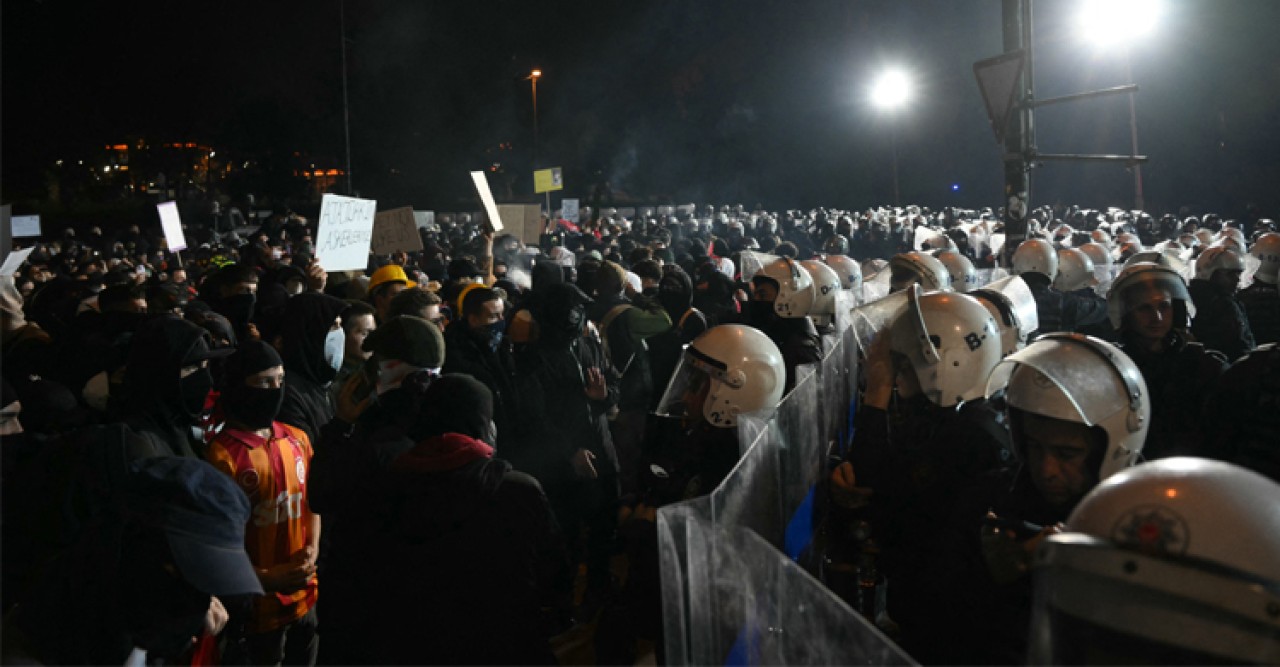 তুরস্কে এরদোয়ানবিরোধী বিক্ষোভ: গ্রেফতার ১৫০০