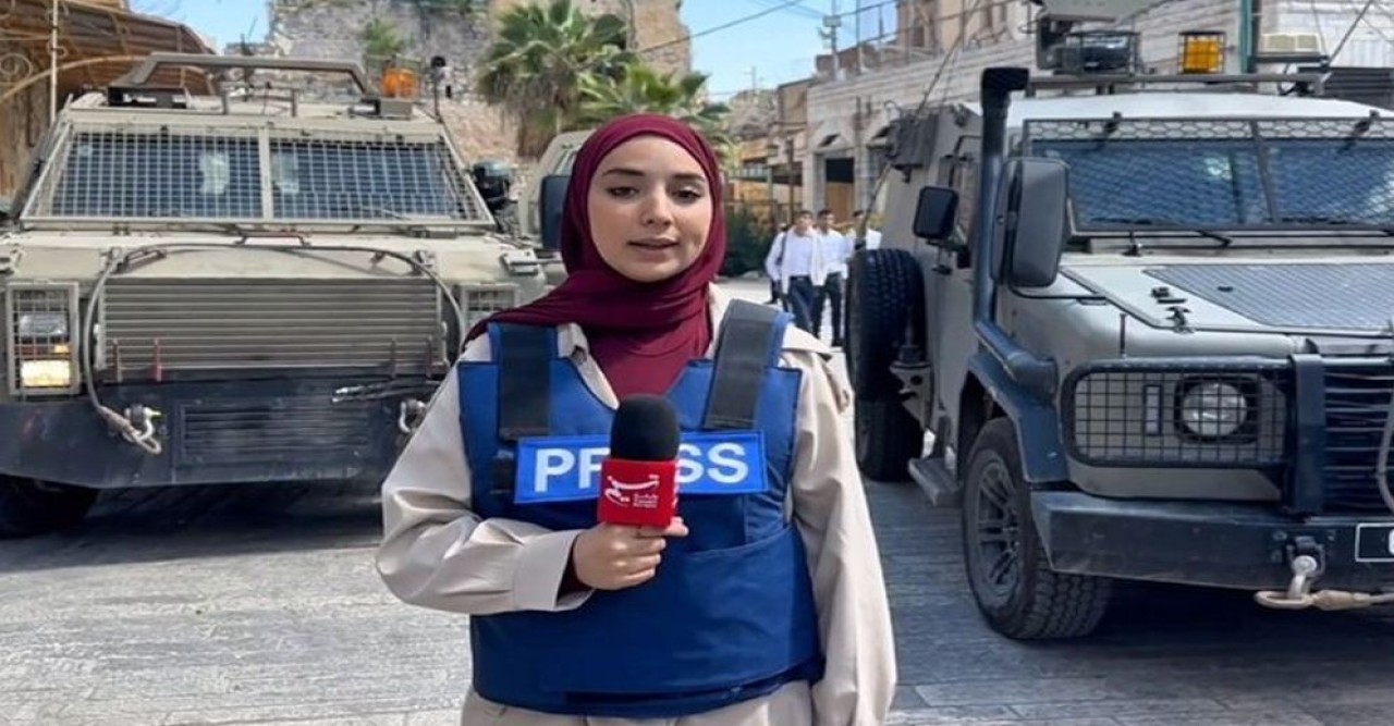 ইসরাইলি কারাগারে নির্যাতনের শিকার নারী সাংবাদিক