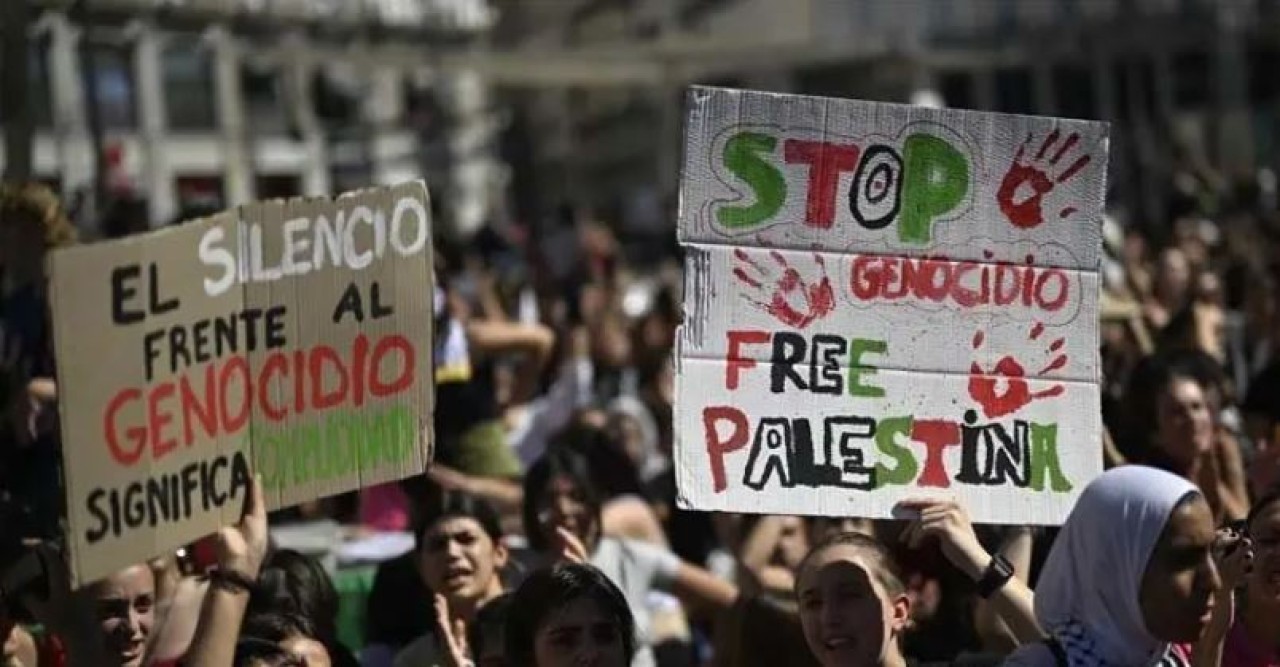 স্পেনে ইসরায়েলবিরোধী বিক্ষোভ, বার্সেলোনার রাস্তায় ৭০ হাজার মানুষ