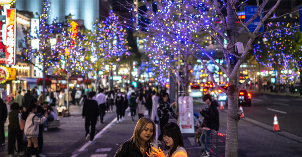 রঙে আঁকা ভবিষ্যদ্বাণী: কল্পনার ভূকম্পে বাস্তবিক আতঙ্ক