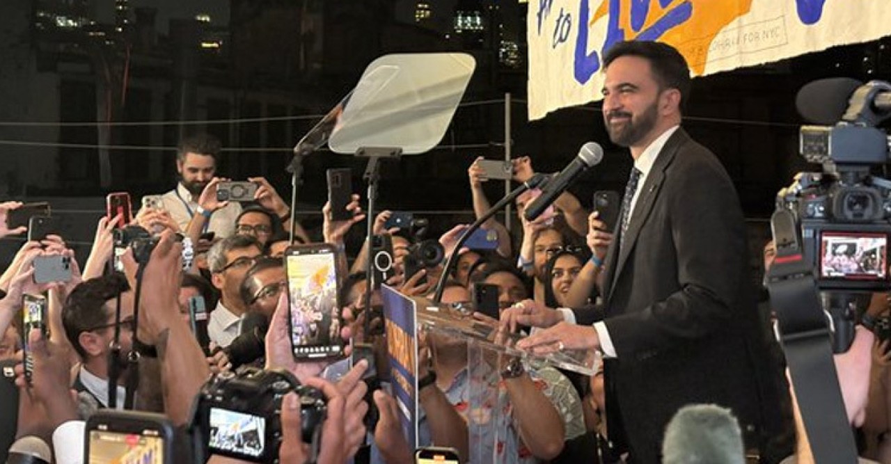 নিউইয়র্কের সম্ভাব্য মেয়র জোহরান মামদানির বাংলা সংযোগ