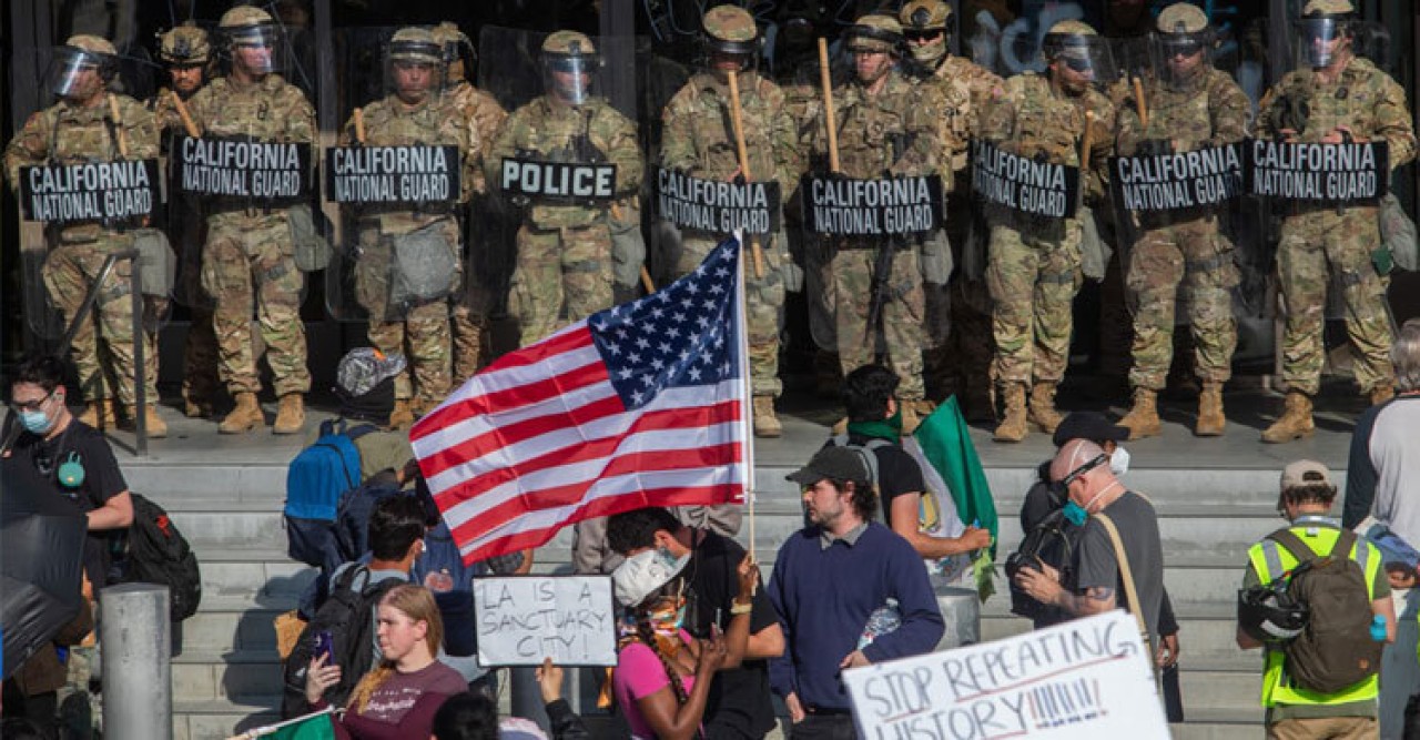 ট্রাম্পের পক্ষে মার্কিন আদালতের রায়, বহিষ্কারের মুখে ৬০ হাজার অভিবাসী