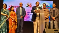 নিউইয়র্কে-সম্মানজনক মুক্তধারা-জিএফবি সাহিত্য পুরস্কার পেলেন ড. আব্দুন নূর