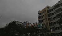 বিকেলেই যেন ‘সন্ধ্যা’ নামল রাজধানীতে