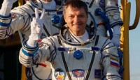 মহাকাশে থাকার রেকর্ড গড়লেন রুশ নভোচারী