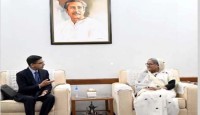 প্রধানমন্ত্রীর সঙ্গে ভারতীয় হাইকমিশনারের সাক্ষাৎ