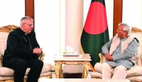 প্রধান উপদেষ্টার সঙ্গে ভ্যাটিকান রাষ্ট্রদূতের সাক্ষাৎ