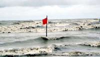 ঢাকাসহ ১৪ অঞ্চলের নদীবন্দরে সতর্কতা